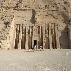 Abu Simbel_14855.jpg